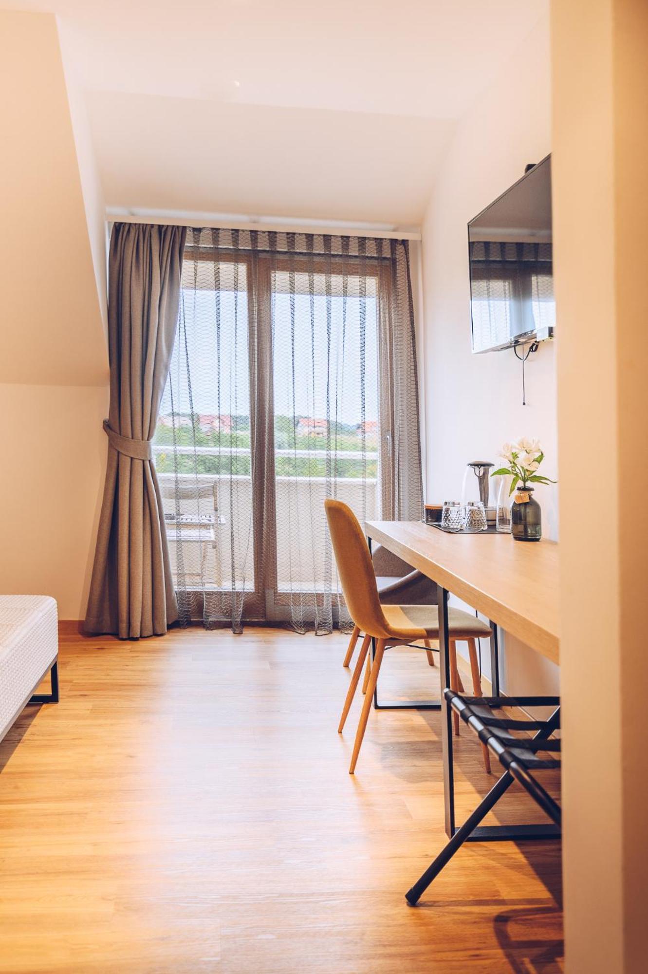 Tri Lucke Hotel & Restaurant Krsko Room photo